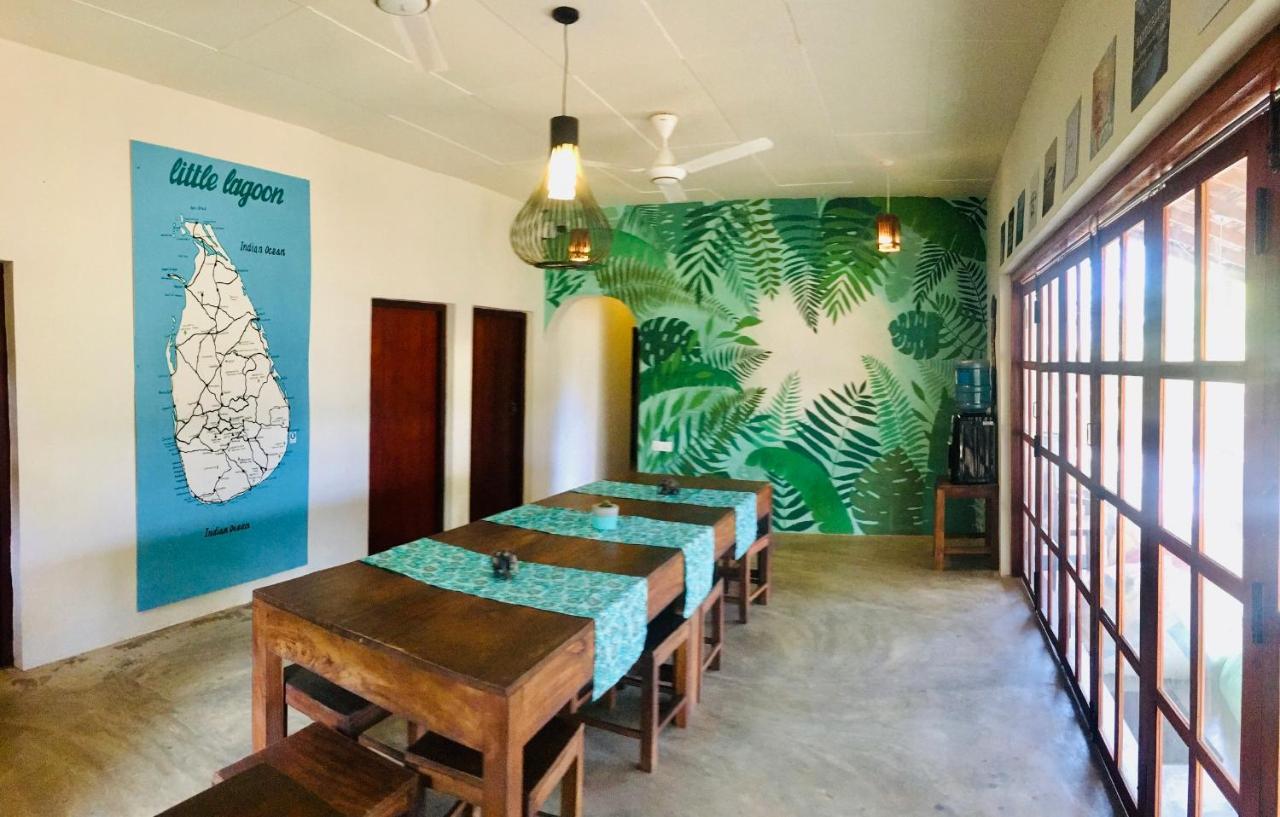 Little Lagoon Hostel Baie d'Arugam Extérieur photo