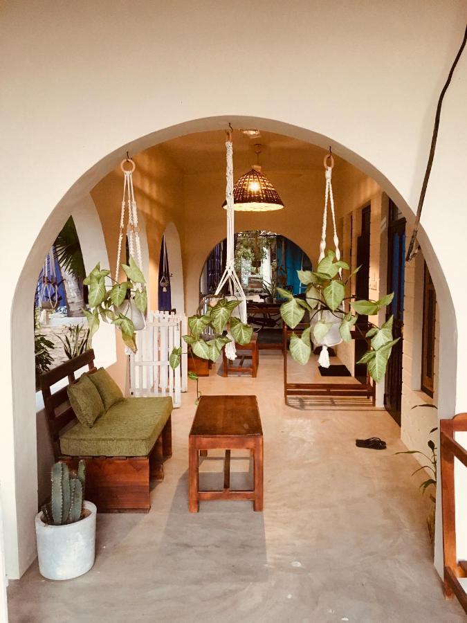 Little Lagoon Hostel Baie d'Arugam Extérieur photo