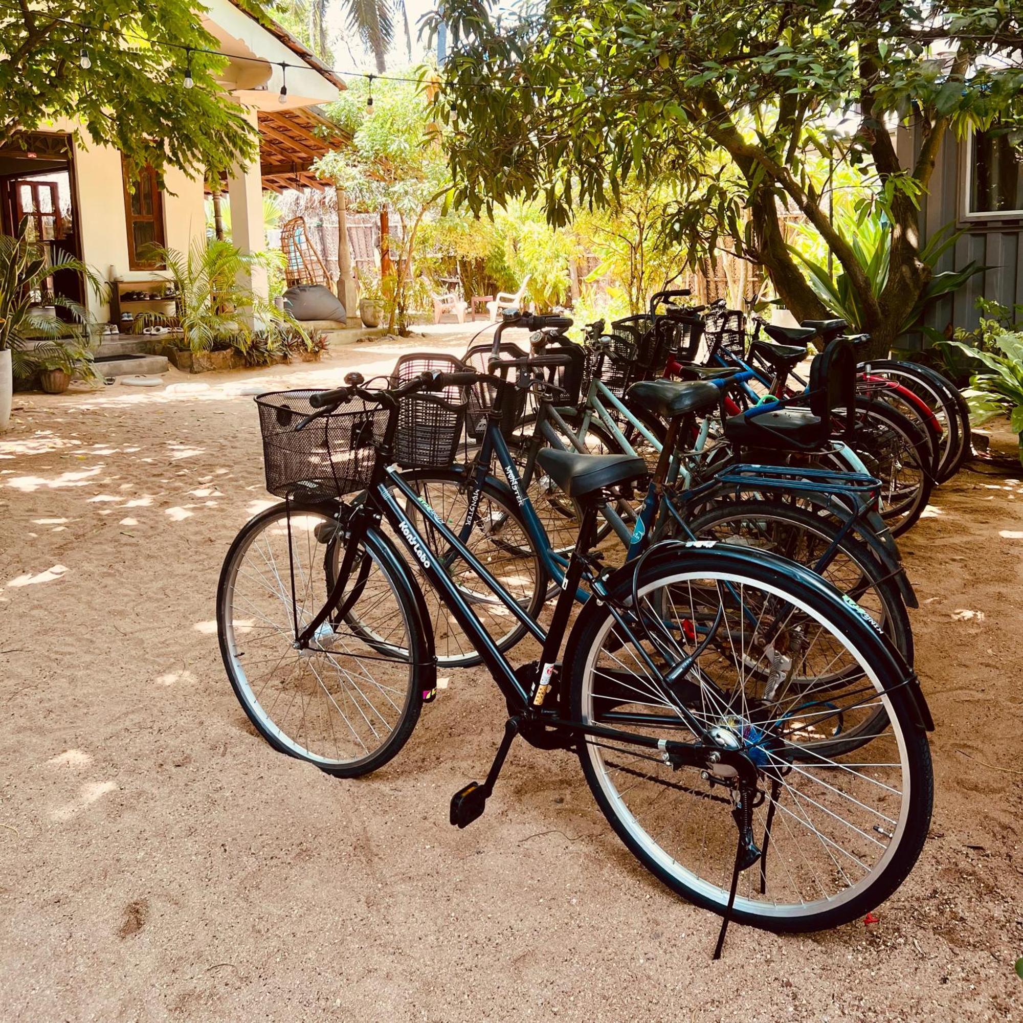 Little Lagoon Hostel Baie d'Arugam Extérieur photo