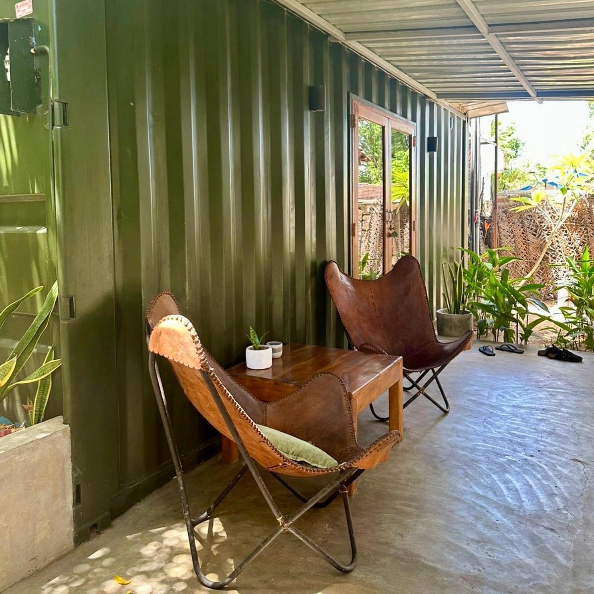 Little Lagoon Hostel Baie d'Arugam Extérieur photo