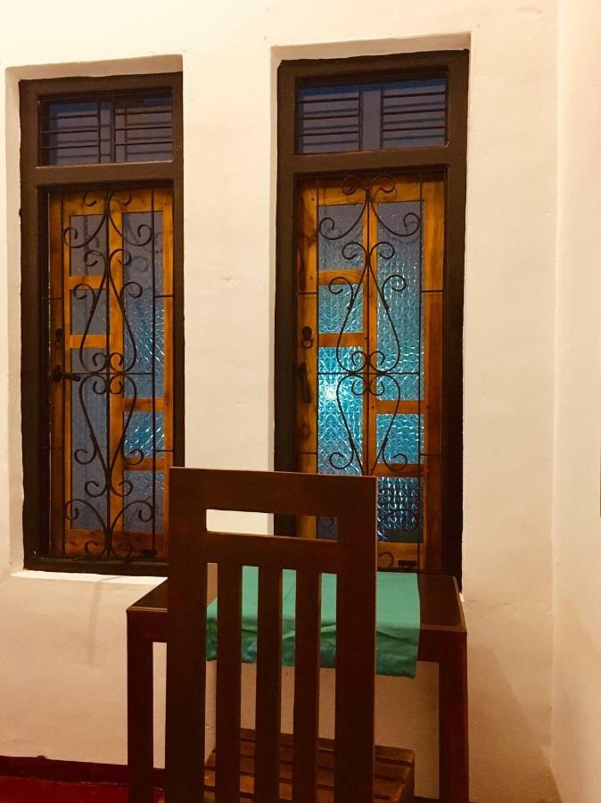 Little Lagoon Hostel Baie d'Arugam Extérieur photo